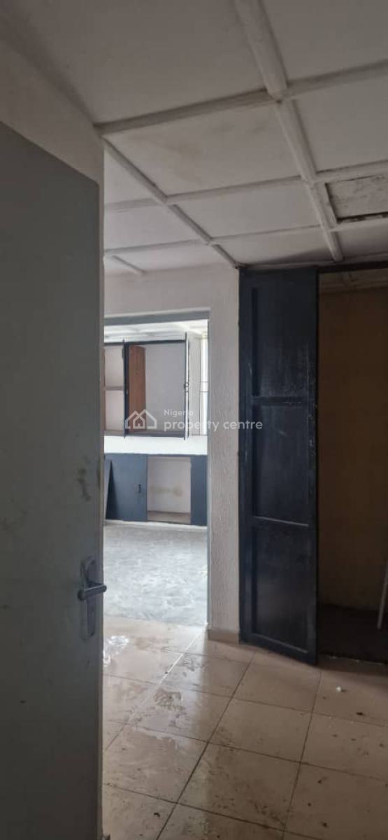 Lovely Two 2 Bedroom Flat, Off Akilo Road, Ogba, Ikeja, Lagos, Flat / Apartment for Rent