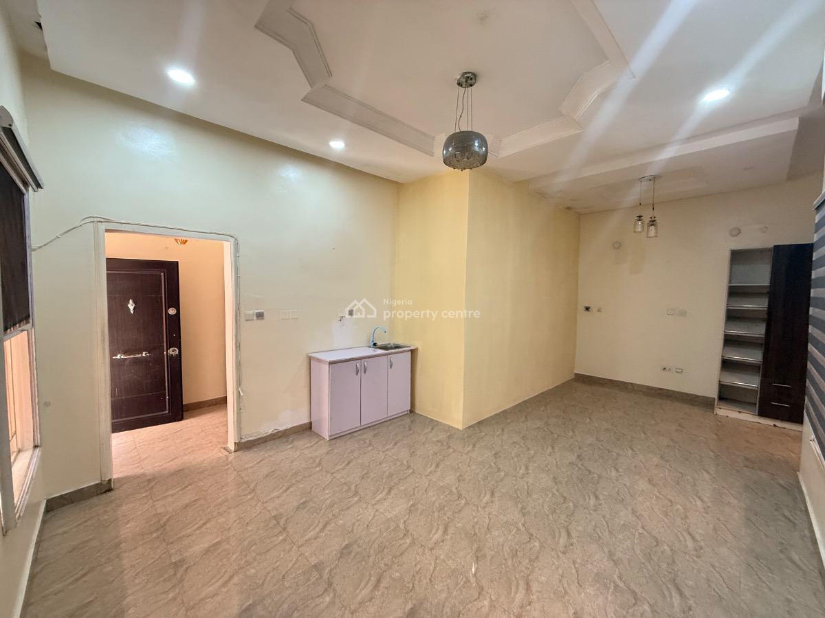 Premium Spacious Studio Flat, Chevron Drive, Lekki, Lagos, Flat / Apartment for Rent