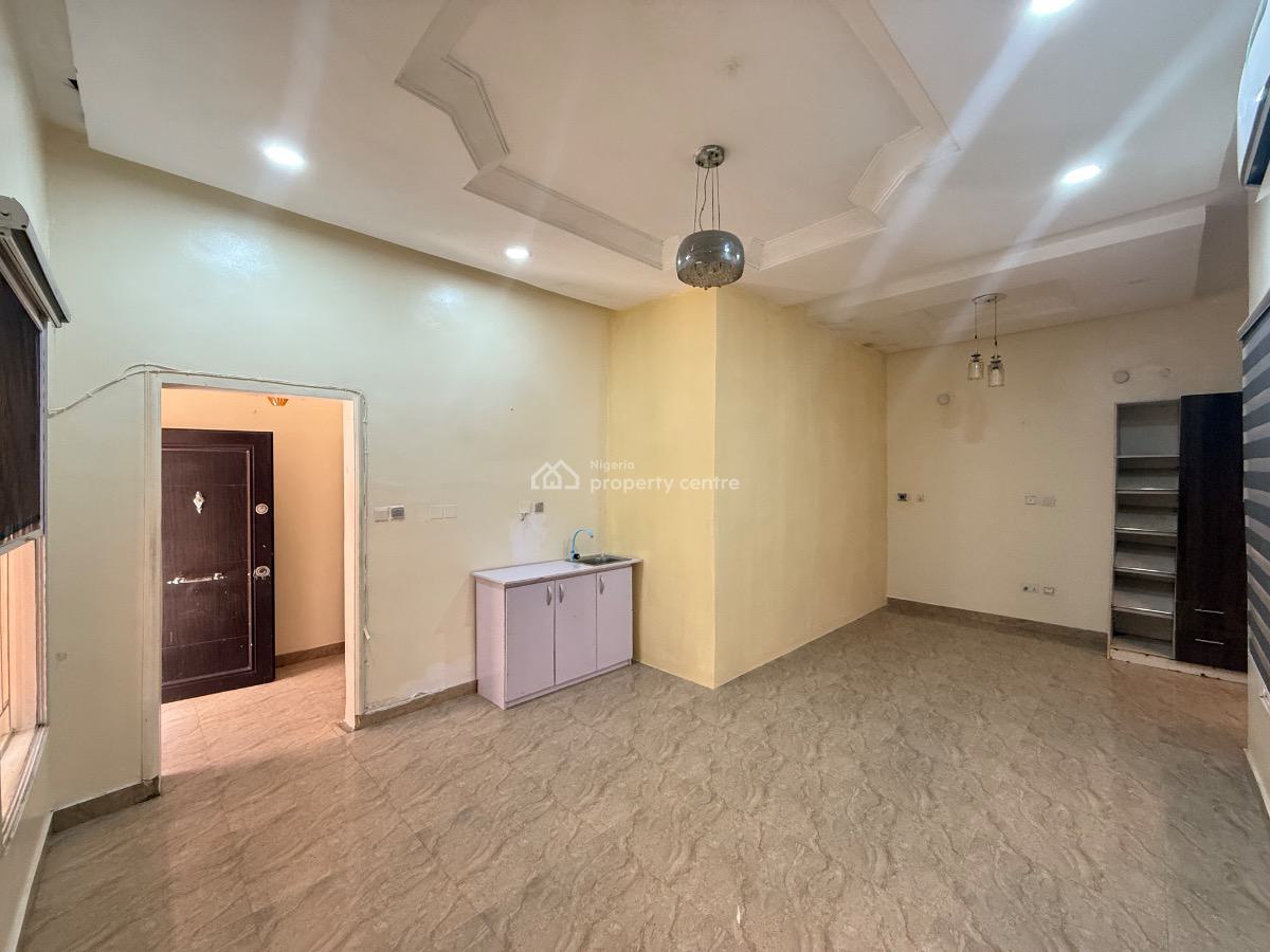 Premium Spacious Studio Flat, Chevron Drive, Lekki, Lagos, Flat / Apartment for Rent