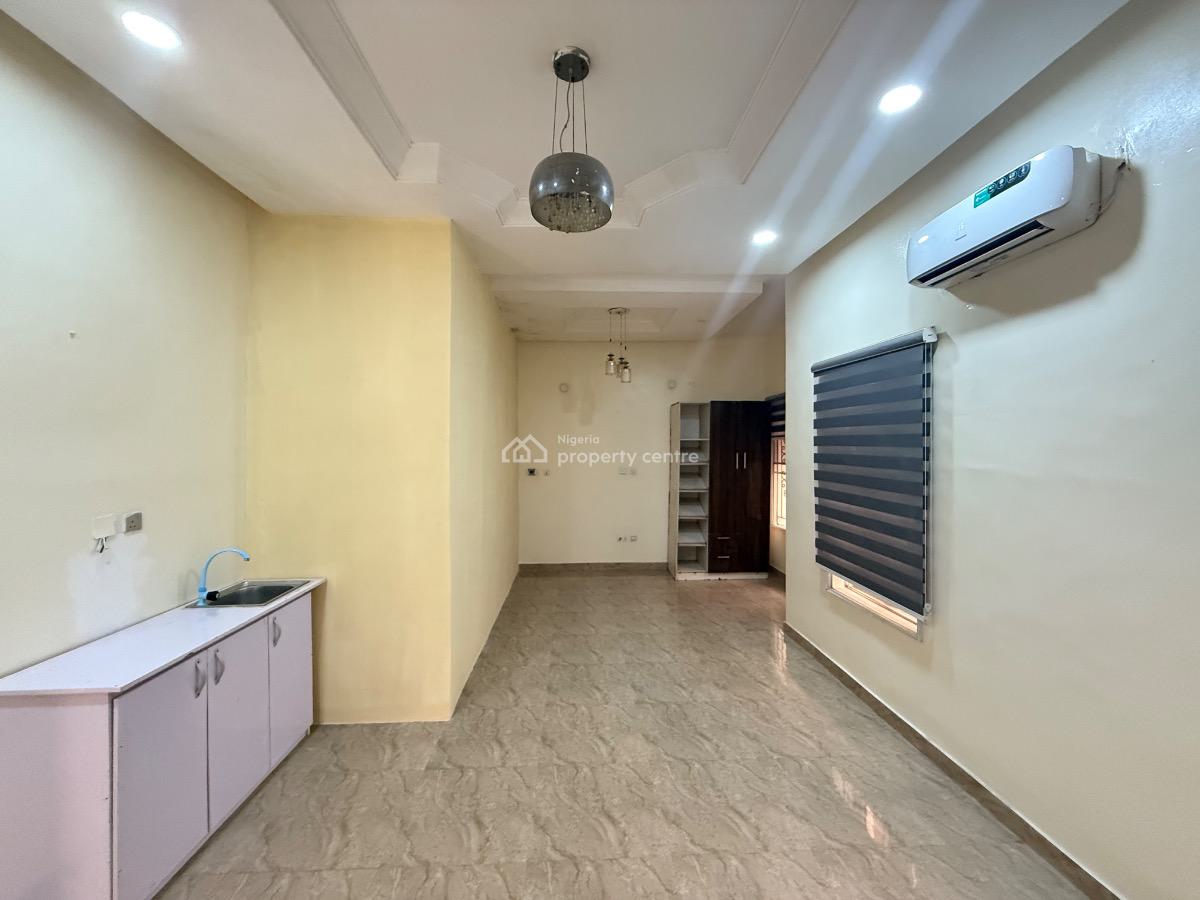 Premium Spacious Studio Flat, Chevron Drive, Lekki, Lagos, Flat / Apartment for Rent