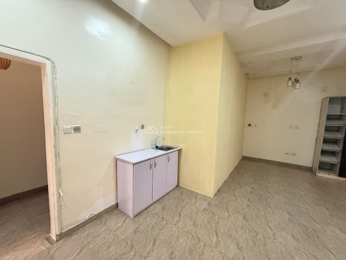 Premium Spacious Studio Flat, Chevron Drive, Lekki, Lagos, Flat / Apartment for Rent