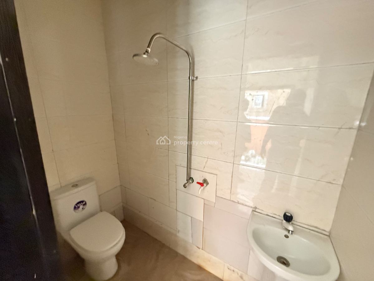 Premium Spacious Studio Flat, Chevron Drive, Lekki, Lagos, Flat / Apartment for Rent