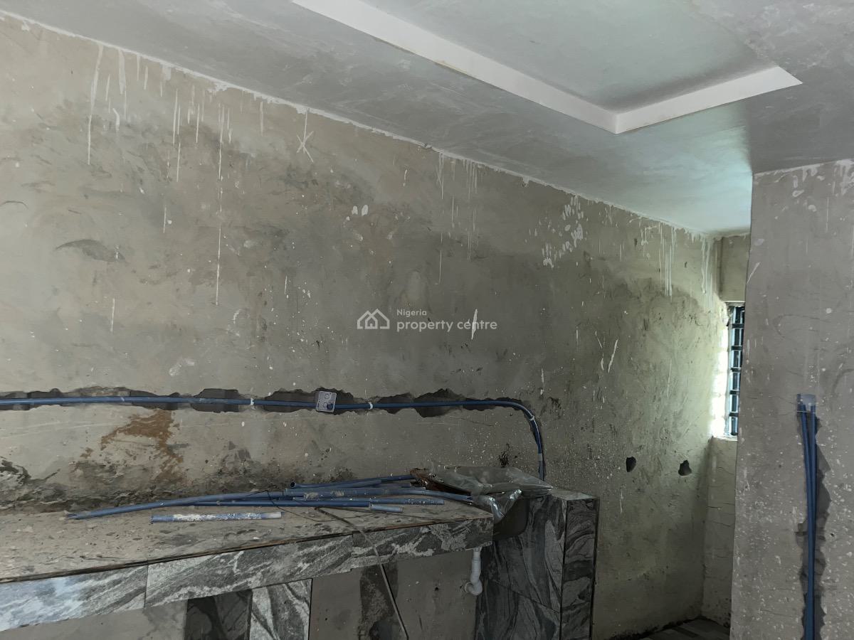 Spacious Miniflat Very Close to The Road, Peaceland Estate Pero Bustop, Ogombo, Ajah, Lagos, Mini Flat (room and Parlour) for Rent