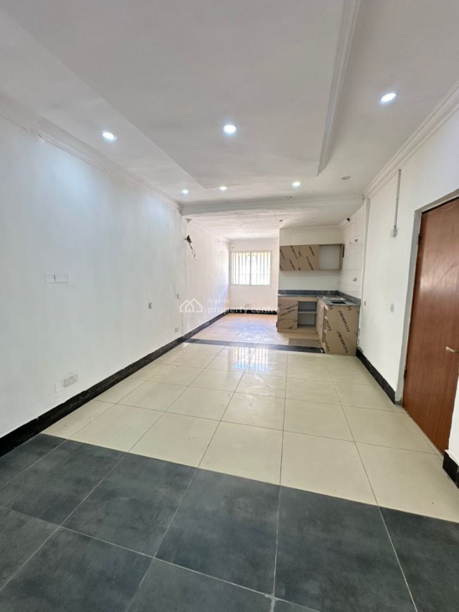Luxury 2 Bedroom Apartment (upstairs), Off Fola Osibo, Lekki Phase 1, Lekki, Lagos, Flat / Apartment for Rent