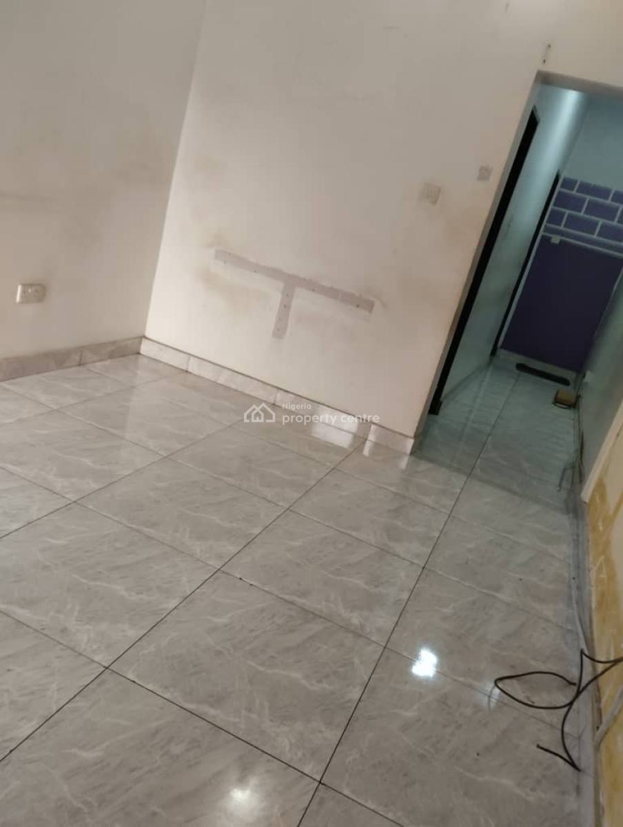 Very Decent Ensuite 2 Bedroom Flat, Josodat Estate, Soluyi, Gbagada, Lagos, House for Rent