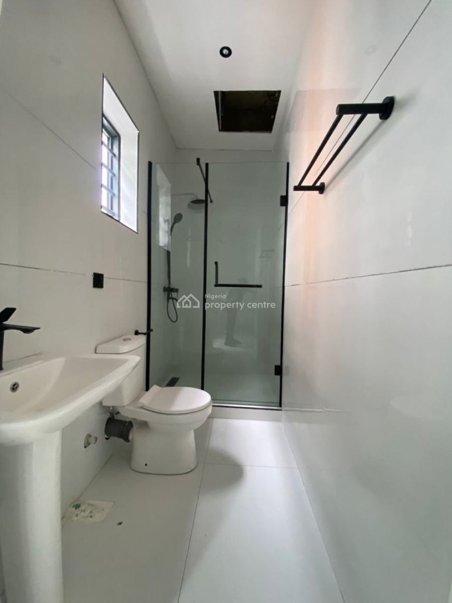 5 Bedroom Fully Detached Duplex with Bq and Pool, Bera Estate, Lekki, Lagos, Detached Duplex for Sale