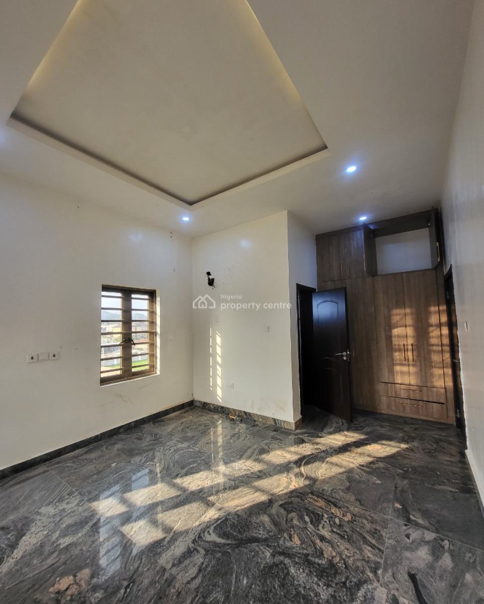 Luxurious Massive 3 Bedroom Flat with Bq, By American International School, Durumi, Abuja, Flat / Apartment for Rent