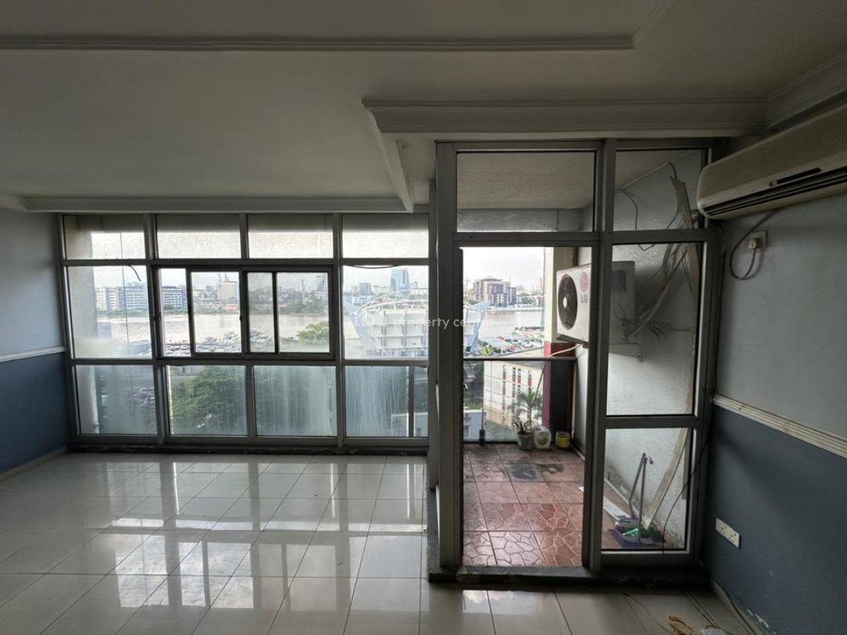 Standard Unfurnished 3 Bedroom Maisonette, 1004 Estate, Victoria Island (vi), Lagos, Flat / Apartment for Rent