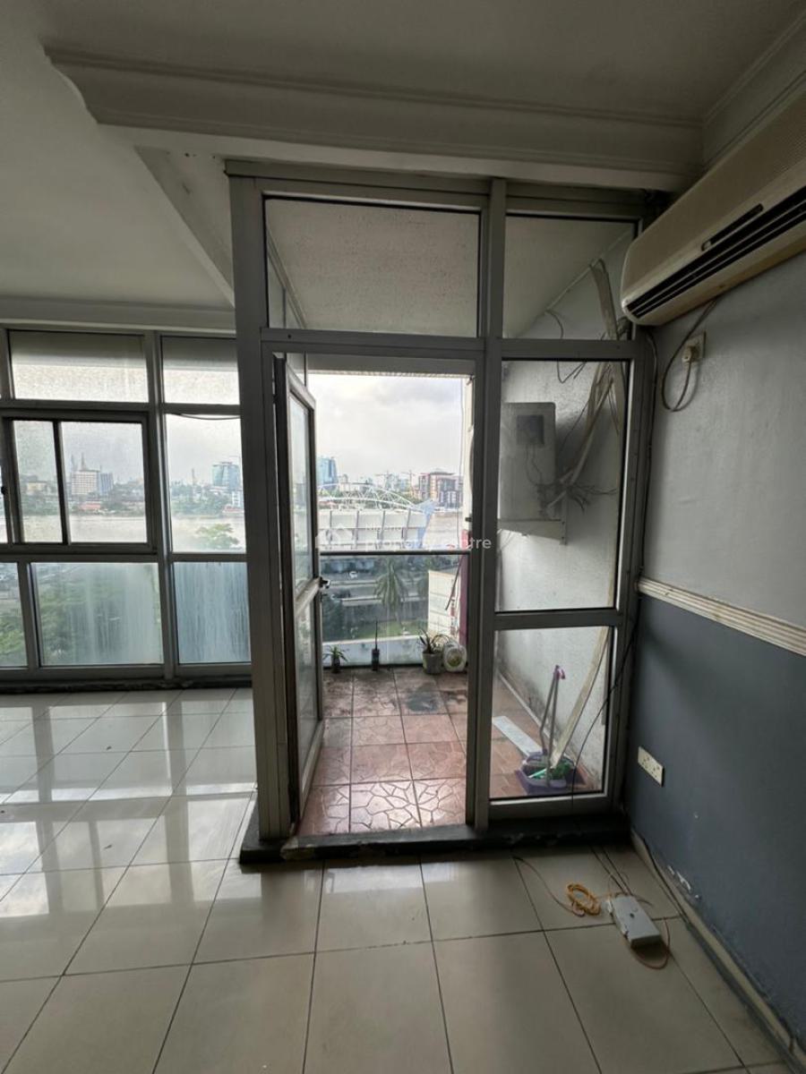 Standard Unfurnished 3 Bedroom Maisonette, 1004 Estate, Victoria Island (vi), Lagos, Flat / Apartment for Rent