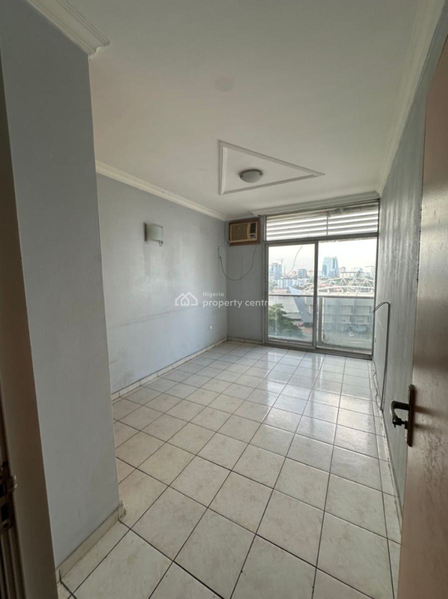 Standard Unfurnished 3 Bedroom Maisonette, 1004 Estate, Victoria Island (vi), Lagos, Flat / Apartment for Rent