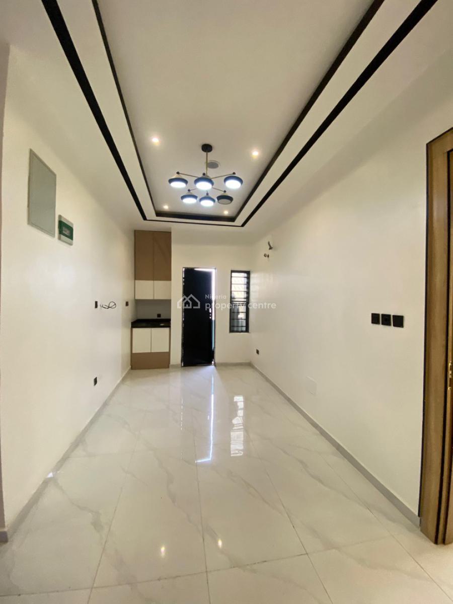 5 Bedroom Fully Detached Duplex with Bq and Penthouse, Berra Estate, Lekki, Lagos, Detached Duplex for Sale