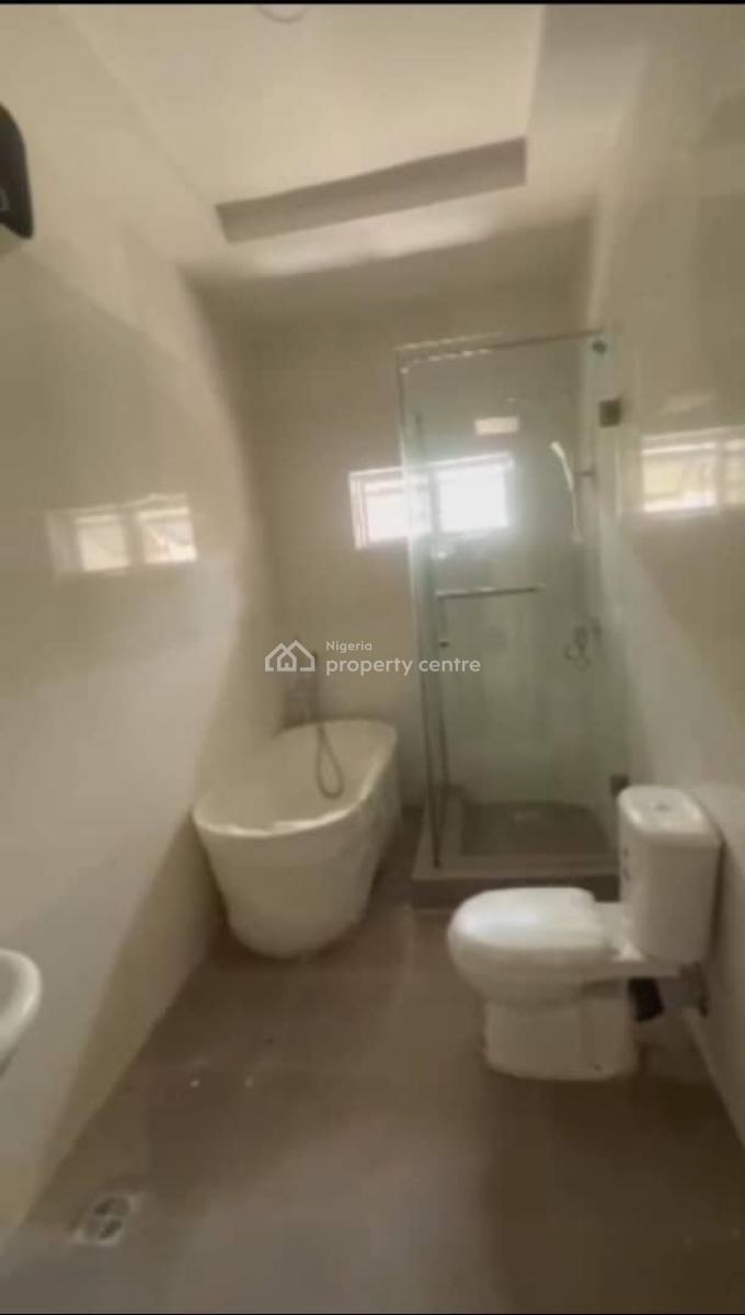 Fully Serviced Large Luxury 3 Bedrooms Maisonette Apartment, Lekki, Lagos, Flat / Apartment for Rent