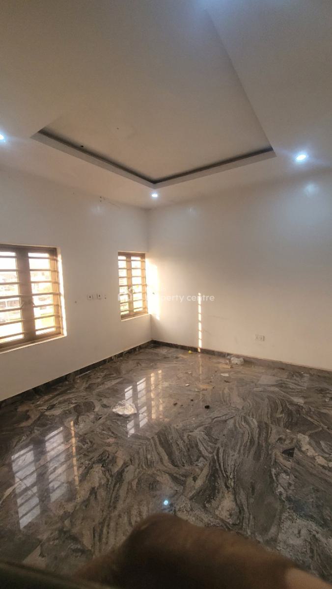 Luxurious Massive 3 Bedroom Flat with Bq Tarred Road, By American International School, Durumi, Abuja, Flat / Apartment for Rent
