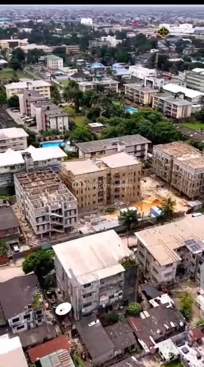 2 Bedroom Apartment, Pelewura, Apapa, Apapa, Lagos, Flat / Apartment for Sale