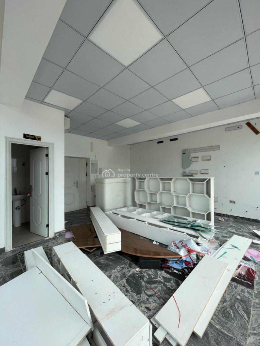 Office/shop Space, 2nd Avenue, Gwarinpa, Abuja, Plaza / Complex / Mall for Rent