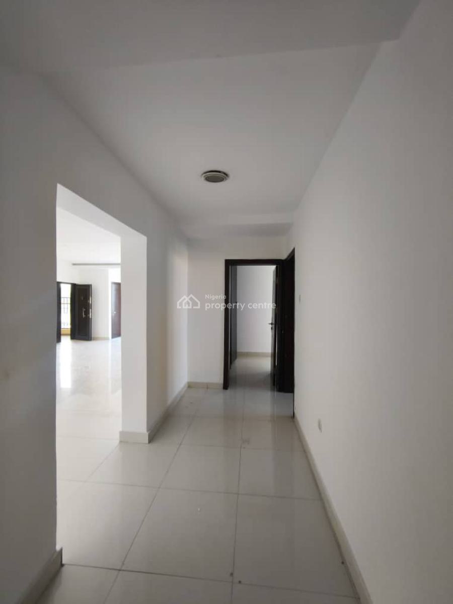 a Spacious 3 Bedroom Apartment, Lekki Phase 1, Lekki, Lagos, Flat / Apartment for Rent