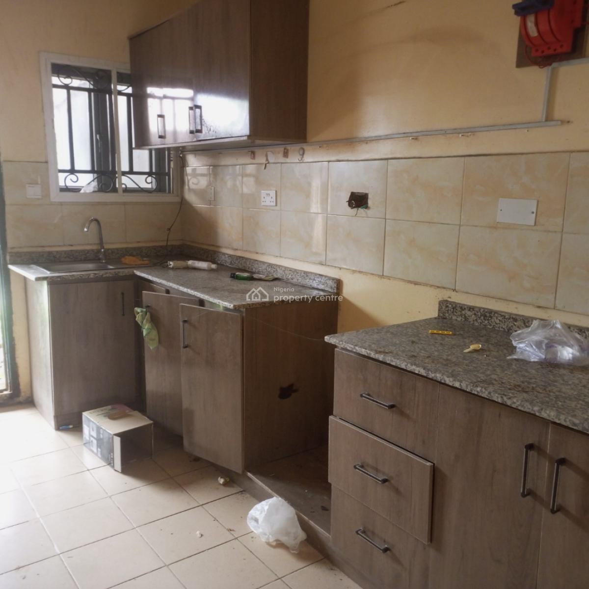 2 Bedroom Flat, Brains & Hammers City, Life Camp, Abuja, Flat / Apartment for Rent