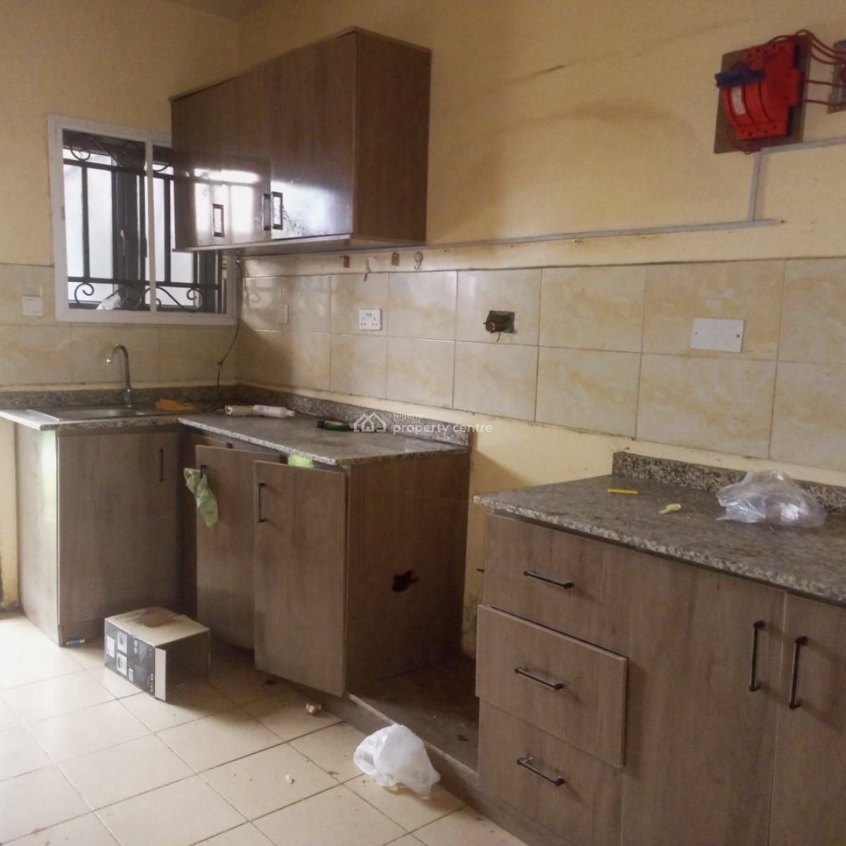 2 Bedroom Flat, Brains & Hammers City, Life Camp, Abuja, Flat / Apartment for Rent