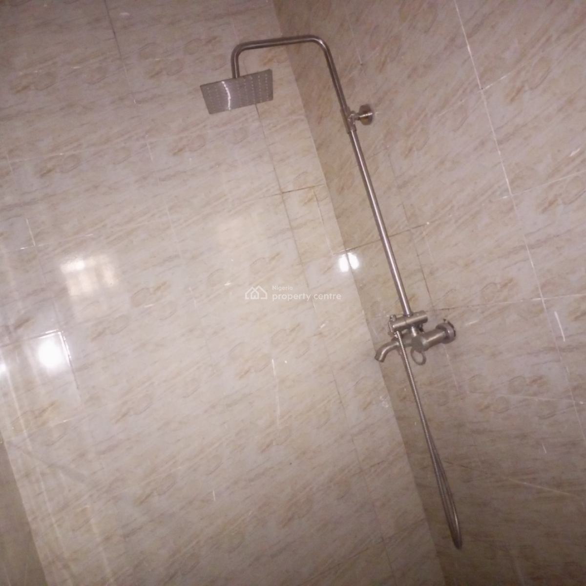 2 Bedroom Flat, Brains & Hammers City, Life Camp, Abuja, Flat / Apartment for Rent