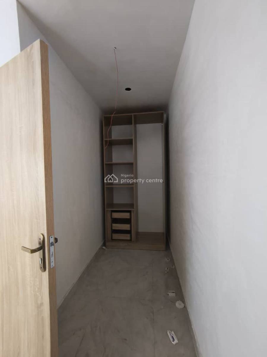 Spacious 4 Bedroom Terrace, Lekki Phase 1, Lekki, Lagos, House for Rent