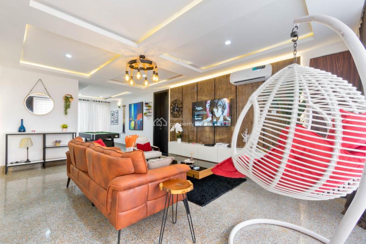Beautiful 3 Bedroom Apartment with Ps5 and Snooker Board, Dele Ogunbowale Crescent, Lekki Right By Petrocam Filling Station, Lekki Phase 1, Lekki, Lagos, Flat / Apartment Short Let