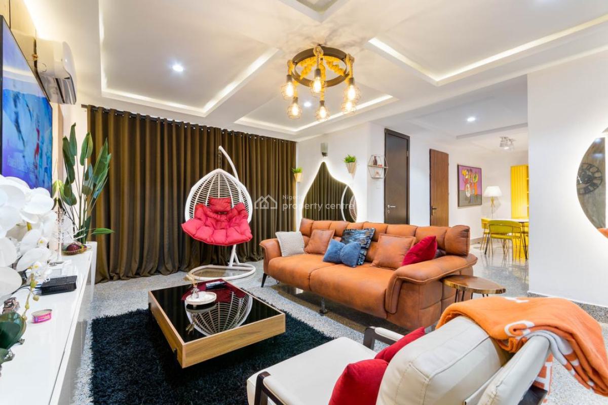 Beautiful 3 Bedroom Apartment with Ps5 and Snooker Board, Dele Ogunbowale Crescent, Lekki Right By Petrocam Filling Station, Lekki Phase 1, Lekki, Lagos, Flat / Apartment Short Let