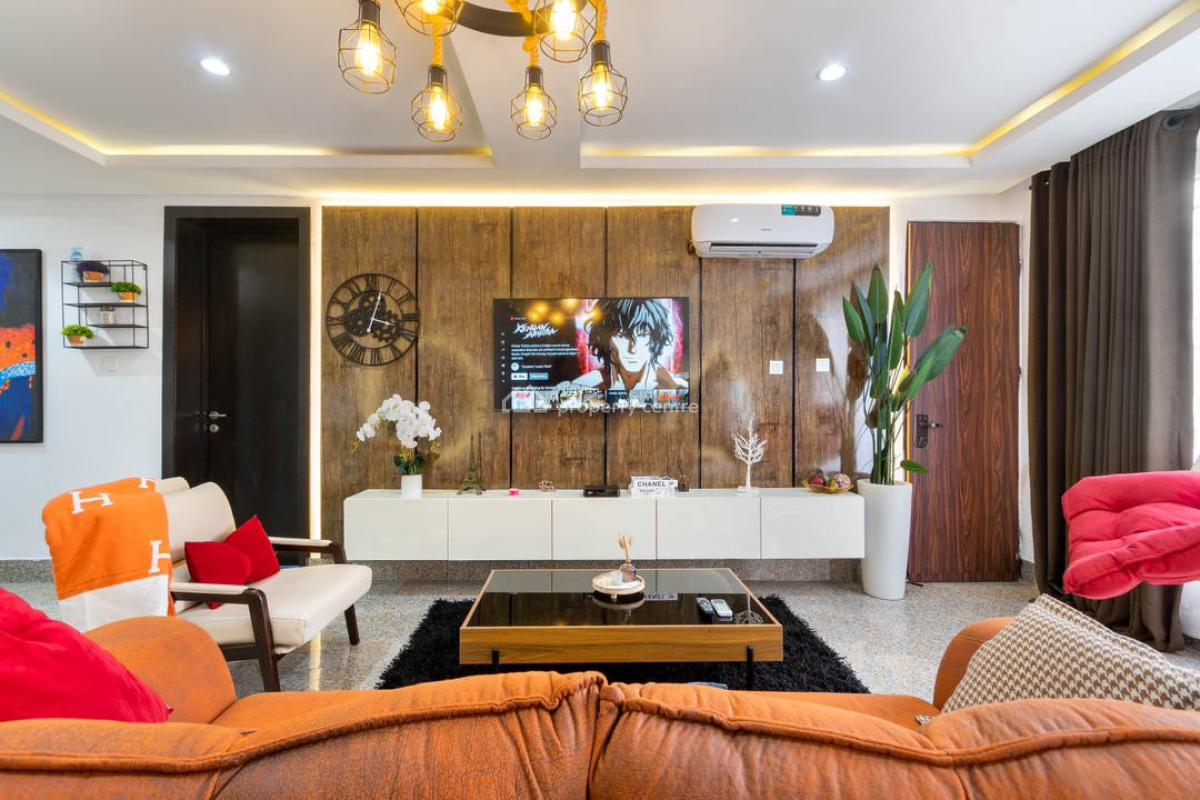 Beautiful 3 Bedroom Apartment with Ps5 and Snooker Board, Dele Ogunbowale Crescent, Lekki Right By Petrocam Filling Station, Lekki Phase 1, Lekki, Lagos, Flat / Apartment Short Let