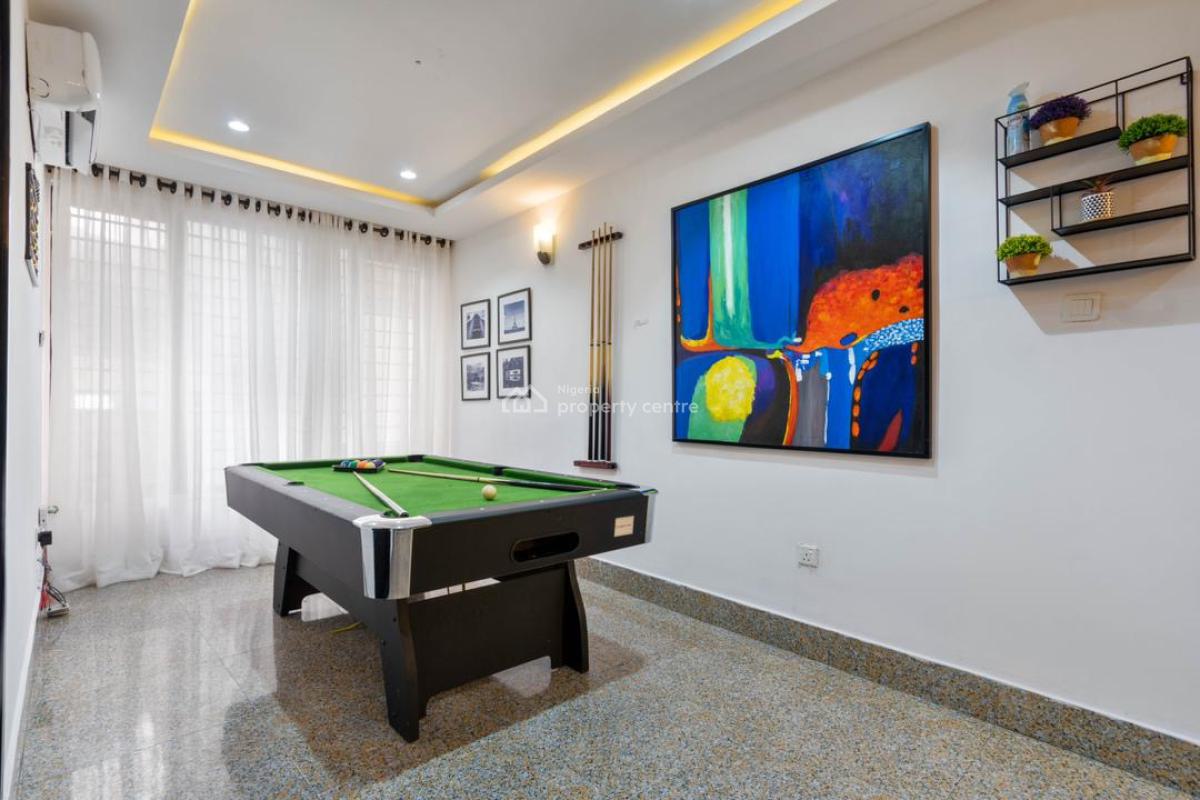 Beautiful 3 Bedroom Apartment with Ps5 and Snooker Board, Dele Ogunbowale Crescent, Lekki Right By Petrocam Filling Station, Lekki Phase 1, Lekki, Lagos, Flat / Apartment Short Let