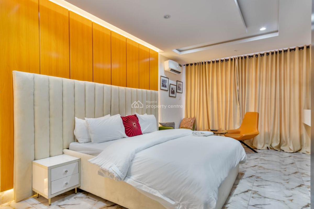 Beautiful 3 Bedroom Apartment with Ps5 and Snooker Board, Dele Ogunbowale Crescent, Lekki Right By Petrocam Filling Station, Lekki Phase 1, Lekki, Lagos, Flat / Apartment Short Let
