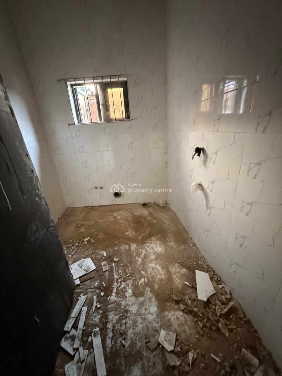Spacious Miniflat Off Kilo Road, Surulere, Kilo, Surulere, Lagos, Mini Flat (room and Parlour) for Rent