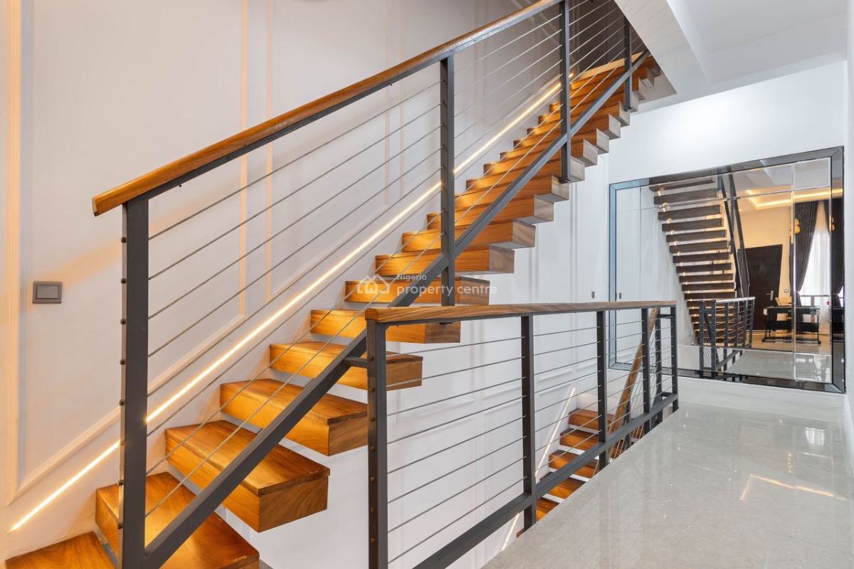 Luxury City View 4 Bedroom Self Compound Semi Detached, Ps5 & Snooker, Johnvic Igboannugo Street, Lekki, Lekki Phase 1, Lekki, Lagos, House Short Let