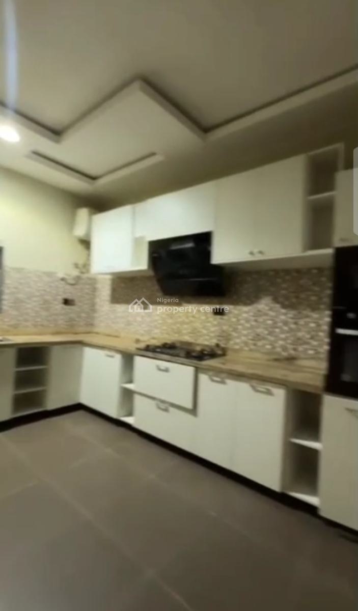 Neatly Renovated 5-bedroom Terrace Duplex, No Bq, By Gilmore, Jahi, Abuja, Terraced Duplex for Rent