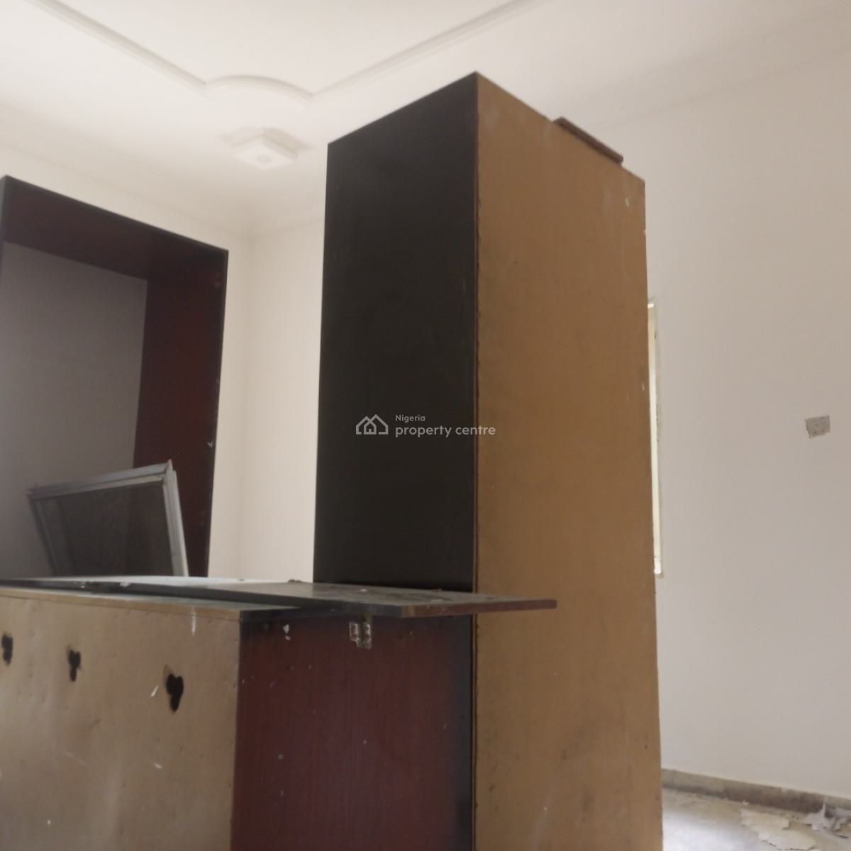 Spacious 2 Bedroom Flat, Life Camp, Abuja, Flat / Apartment for Rent