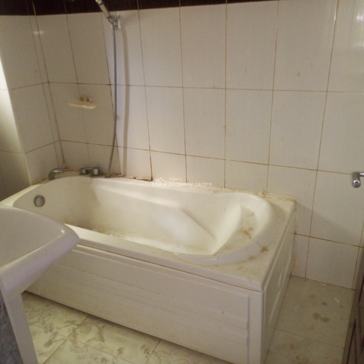 Spacious 2 Bedroom Flat, Life Camp, Abuja, Flat / Apartment for Rent