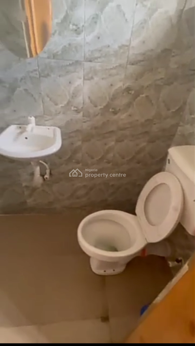 a Room Self Contained, Akoka, Yaba, Lagos, Self Contain (single Rooms) for Rent