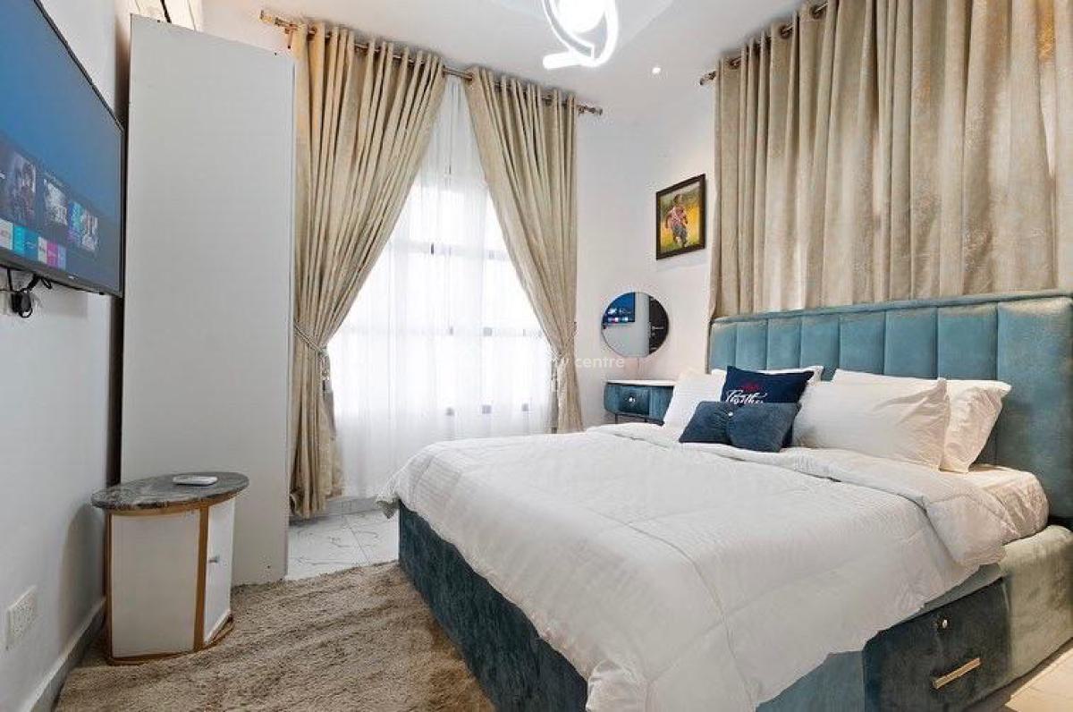 2 Bedroom Apartment with Ps4 and Snooker Board, Buniameen Oyekan Close Lekki Right, Off Whitesand Street, Lekki Phase 1, Lekki, Lagos, Flat / Apartment Short Let