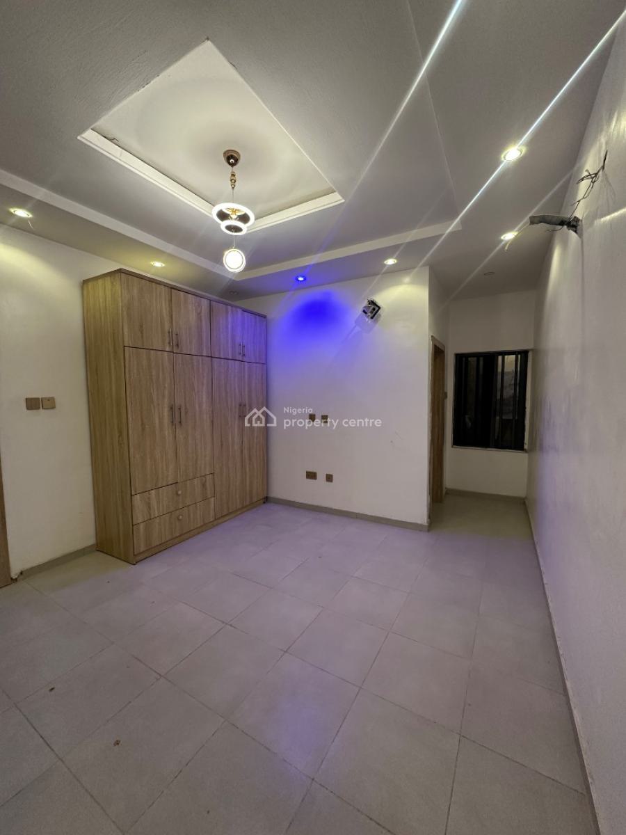 Exclusive 4 Bedroom Terrace Duplex + Private Study Room + Private Sit, Lekki Phase 1, Lekki, Lagos, Terraced Duplex for Rent