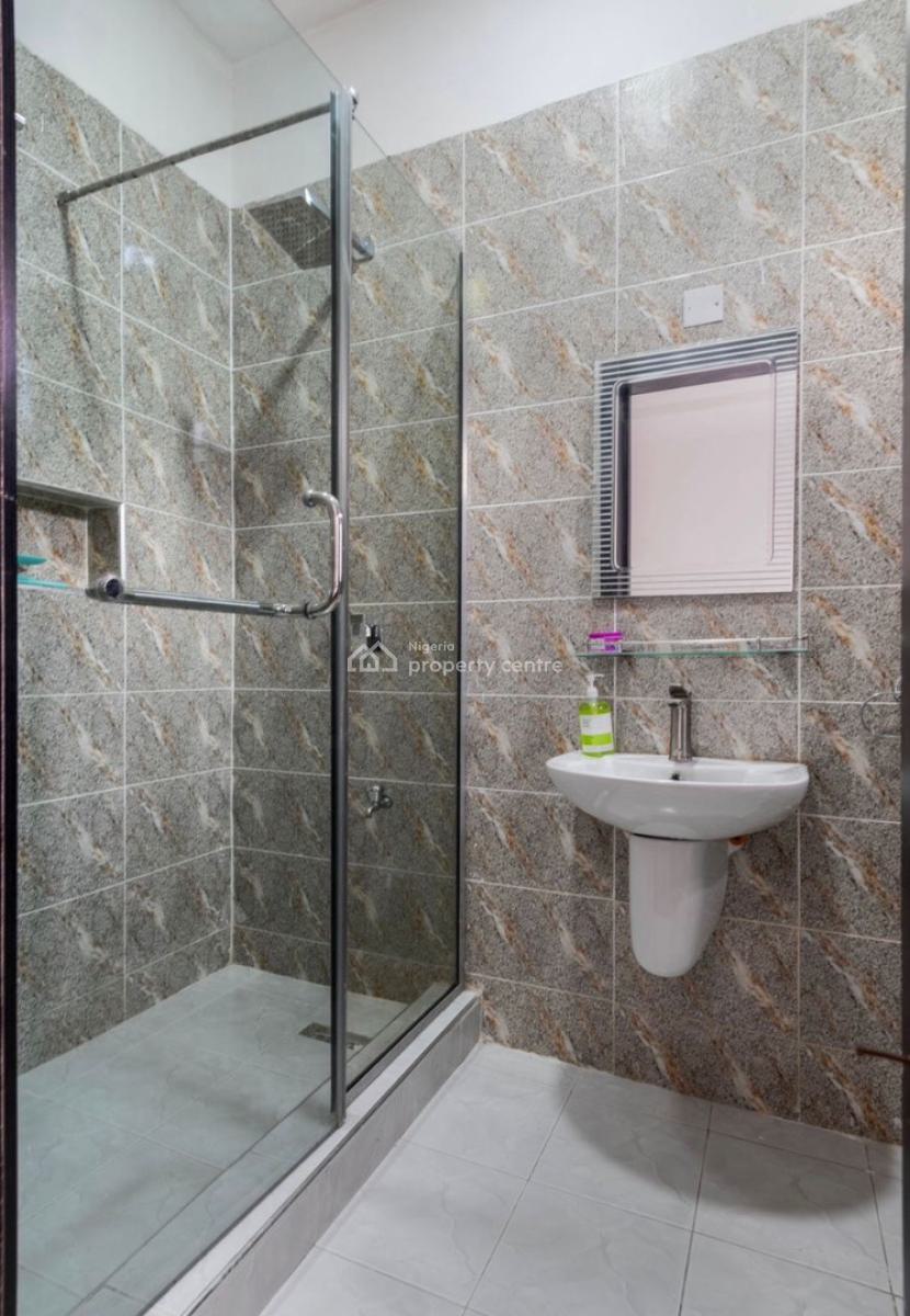Cute 2 Bedroom Apartment with Ps4, Buniameen Oyekan Close, Lekki Right, Lekki Phase 1, Lekki, Lagos, Flat / Apartment Short Let