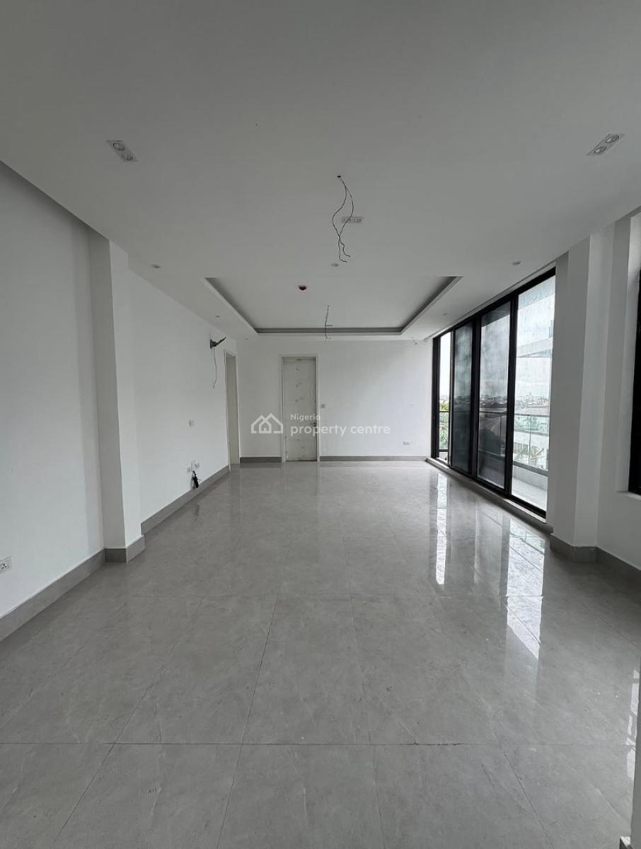 Luxury 3 Bedroom Apartment with Bq + Elevator + Swimming Pool, Lekki Phase 1, Lekki, Lagos, Flat / Apartment for Rent
