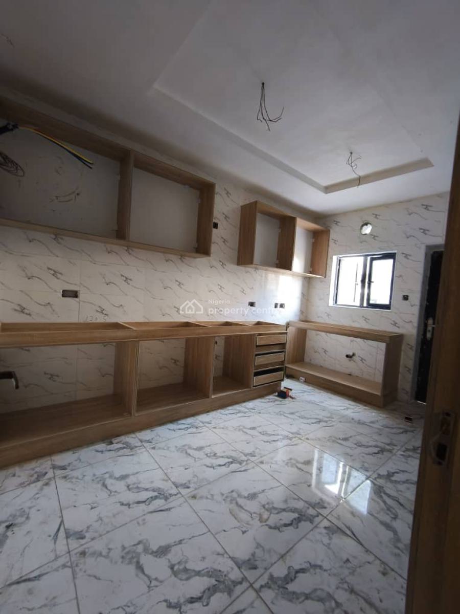 a Spacious 4 Bedroom Terrace, Lekki Phase 1 Lekki Lagos State, Lekki Phase 1, Lekki, Lagos, Terraced Duplex for Rent