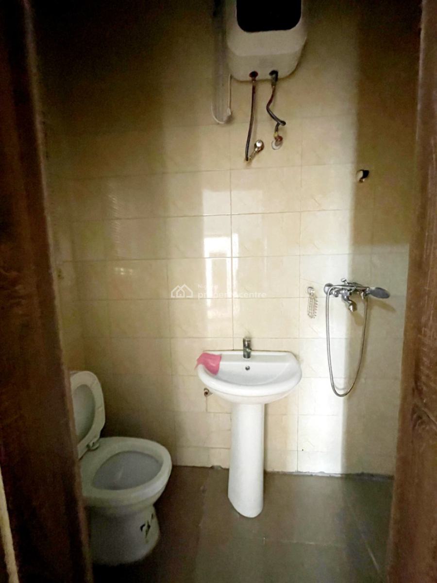Lovely Self Contain Bq in an Estate, Katampe Main Behind Aso Radio, Katampe, Abuja, Self Contain (single Rooms) for Rent
