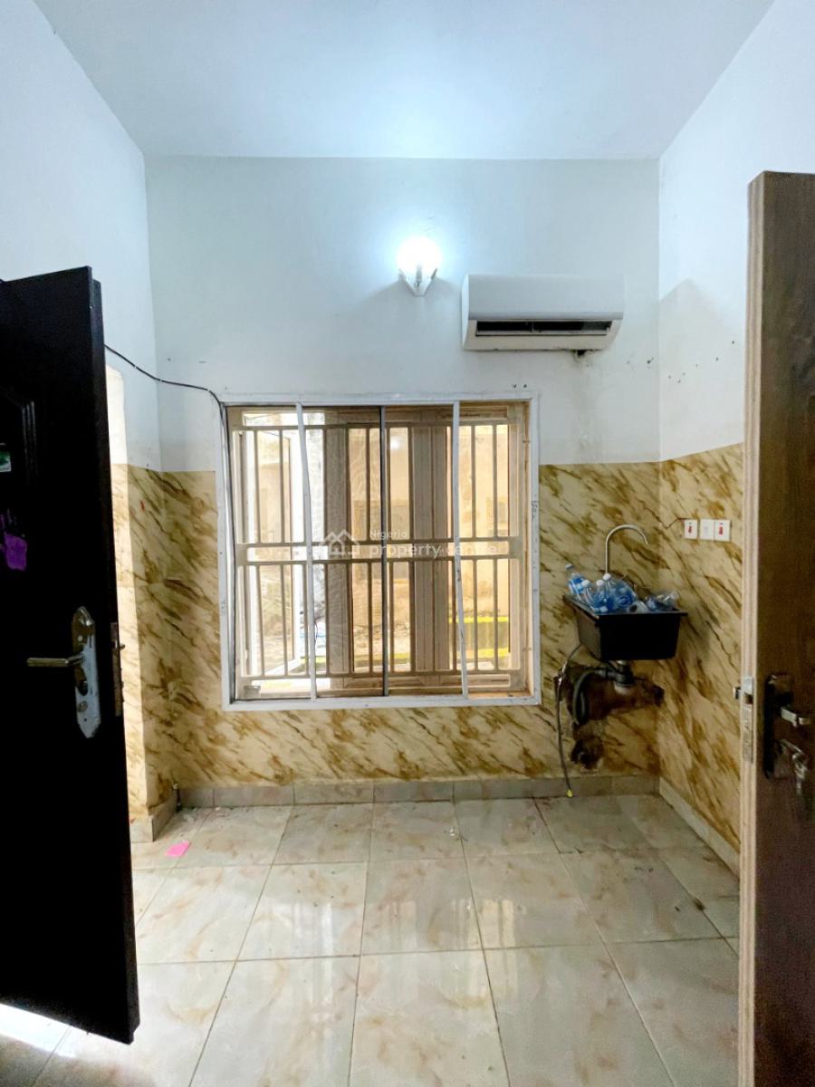 Lovely Self Contain Bq in an Estate, Katampe Main Behind Aso Radio, Katampe, Abuja, Self Contain (single Rooms) for Rent