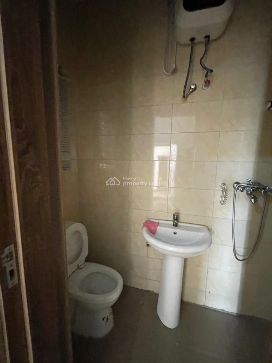 Lovely Self Contain Bq in an Estate, Katampe Main Behind Aso Radio, Katampe, Abuja, Self Contain (single Rooms) for Rent