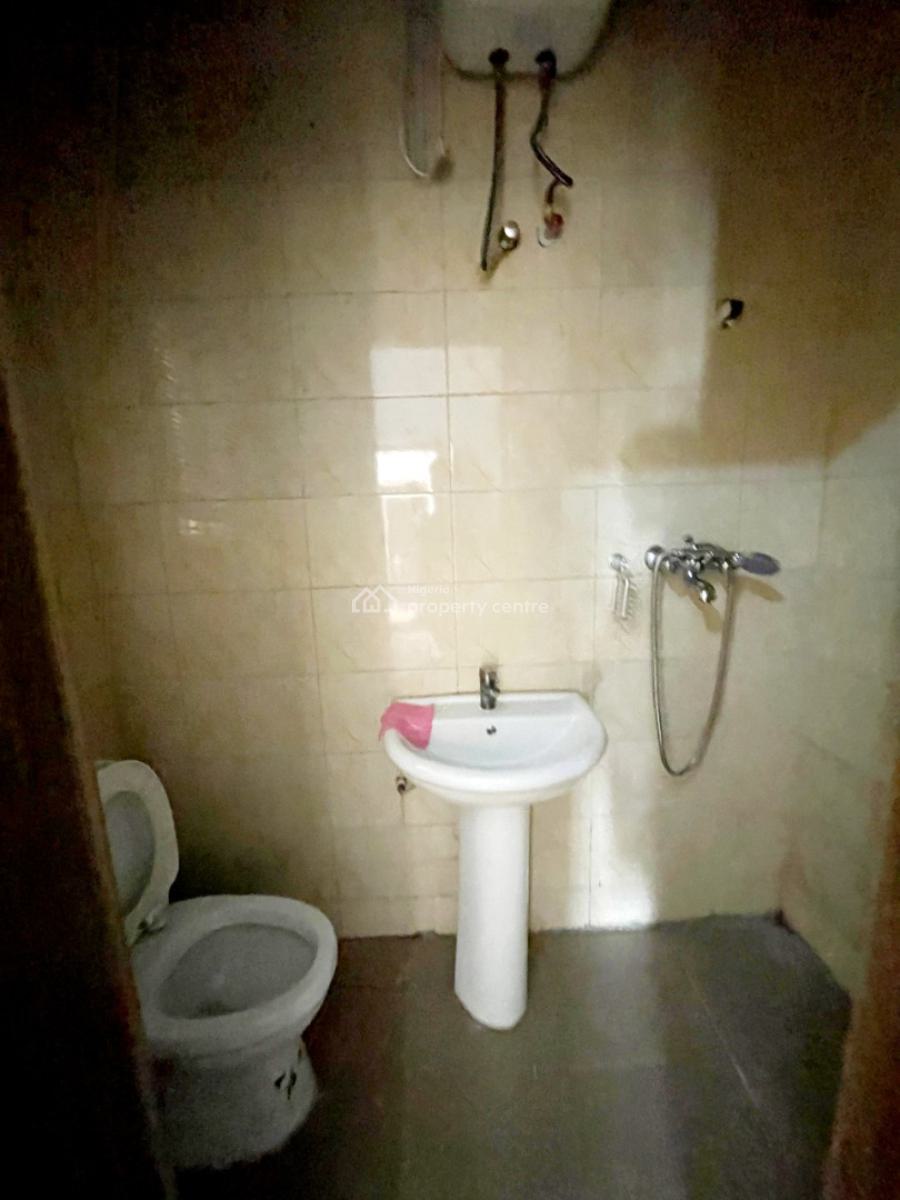 Lovely Self Contain Bq in an Estate, Katampe Main Behind Aso Radio, Katampe, Abuja, Self Contain (single Rooms) for Rent
