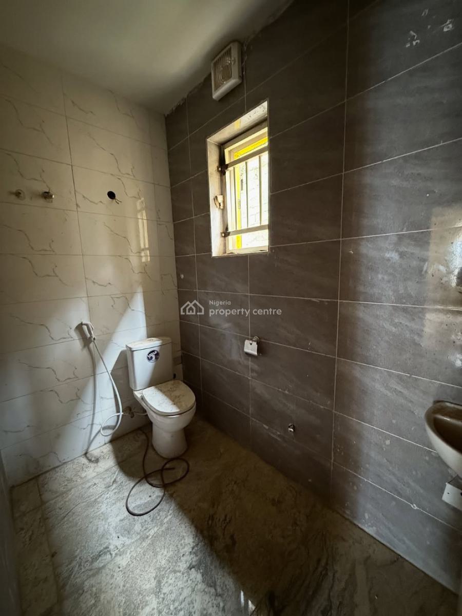 3 Bedroom Terrace Duplex with Bq, Guzape District, Abuja, Terraced Duplex for Sale