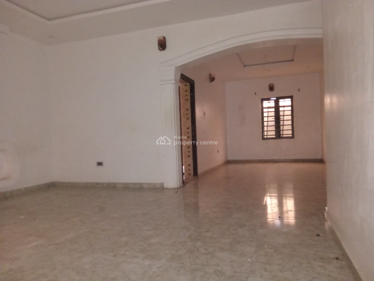Spacious 3 Bedrooms Flat, Downstairs, Ogombo, Ajah, Lagos, Flat / Apartment for Rent
