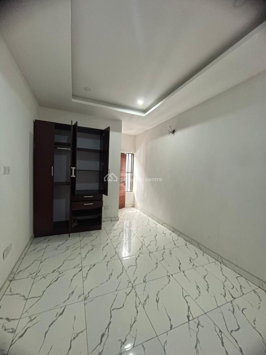 Luxurious 4 Bedroom Duplex + Bq & Pool, Chevron, Lekki, Lagos, Flat / Apartment for Rent