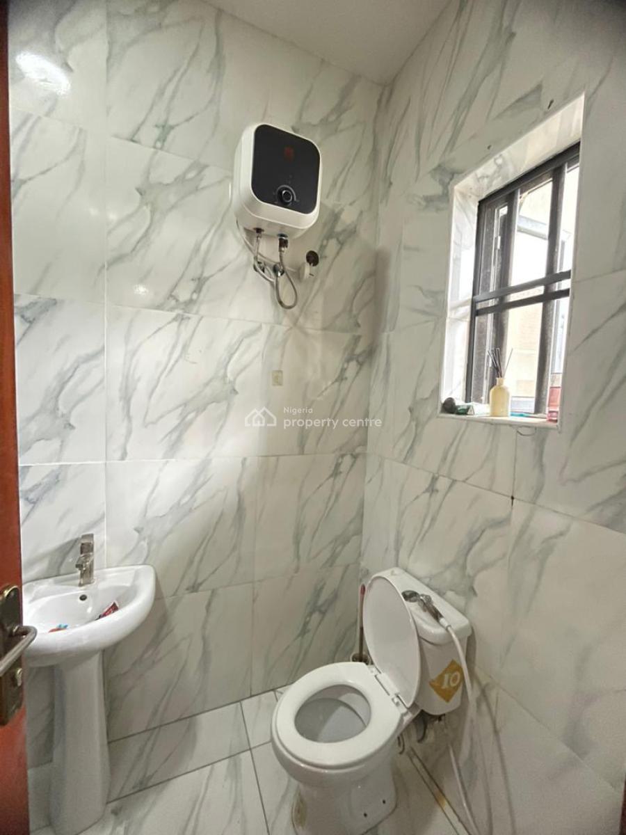 Luxurious 4 Bedroom Duplex + Bq & Pool, Chevron, Lekki, Lagos, Flat / Apartment for Rent