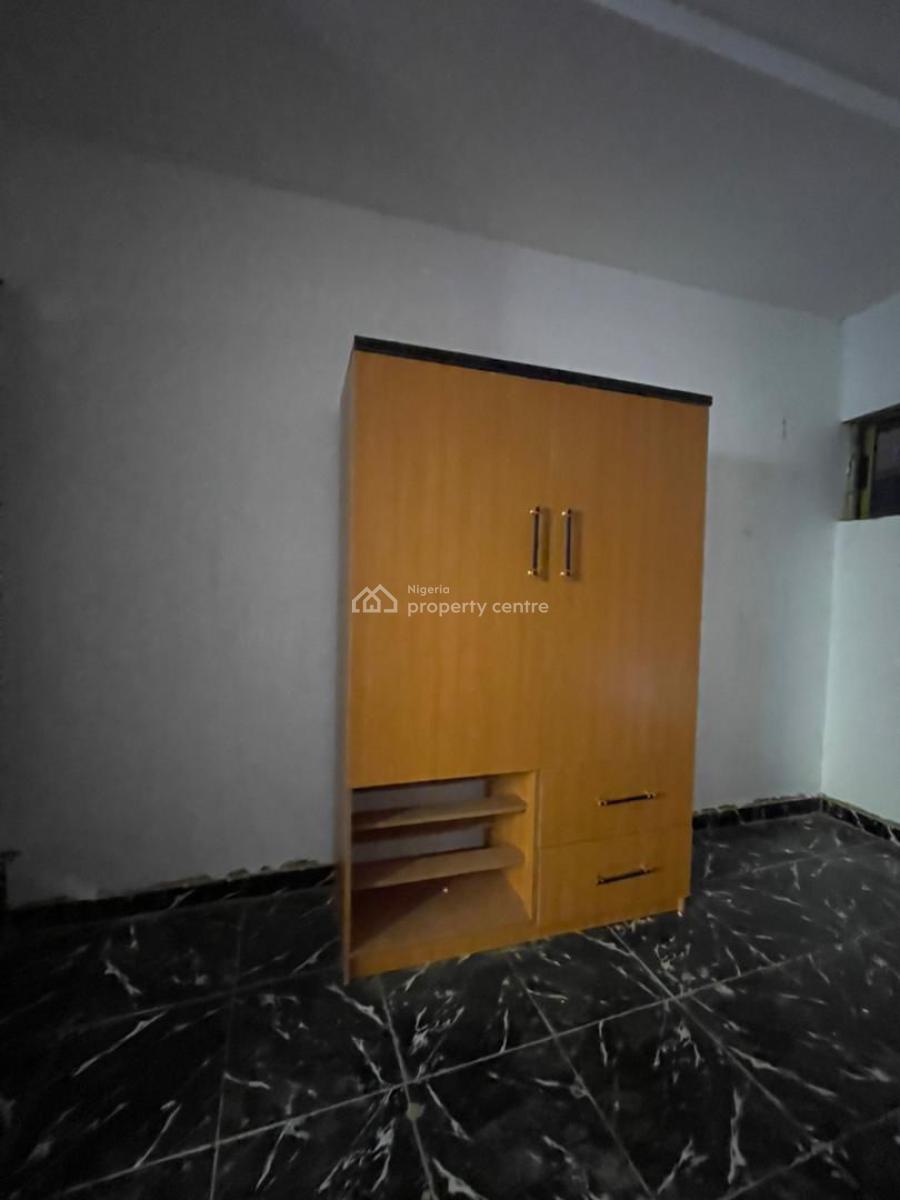 a Neat and Decent Studio Apartment Upstairs, Pay and Pack in, Shomolu, Lagos, Flat / Apartment for Rent