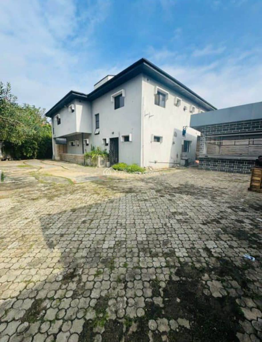 Well Maintained and Spacious 6bedroom Detached Duplex with 3 Rooms Bq, Lekki Phase 1, Lekki, Lagos, Detached Duplex for Rent